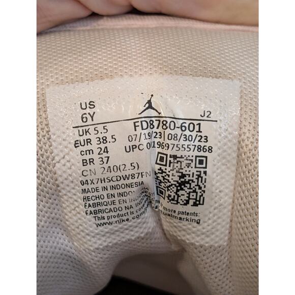 Nike Air Jordans Mid High Pink/Purple Athletic Casual Fashion - Size 6Y - Picture 5 of 9